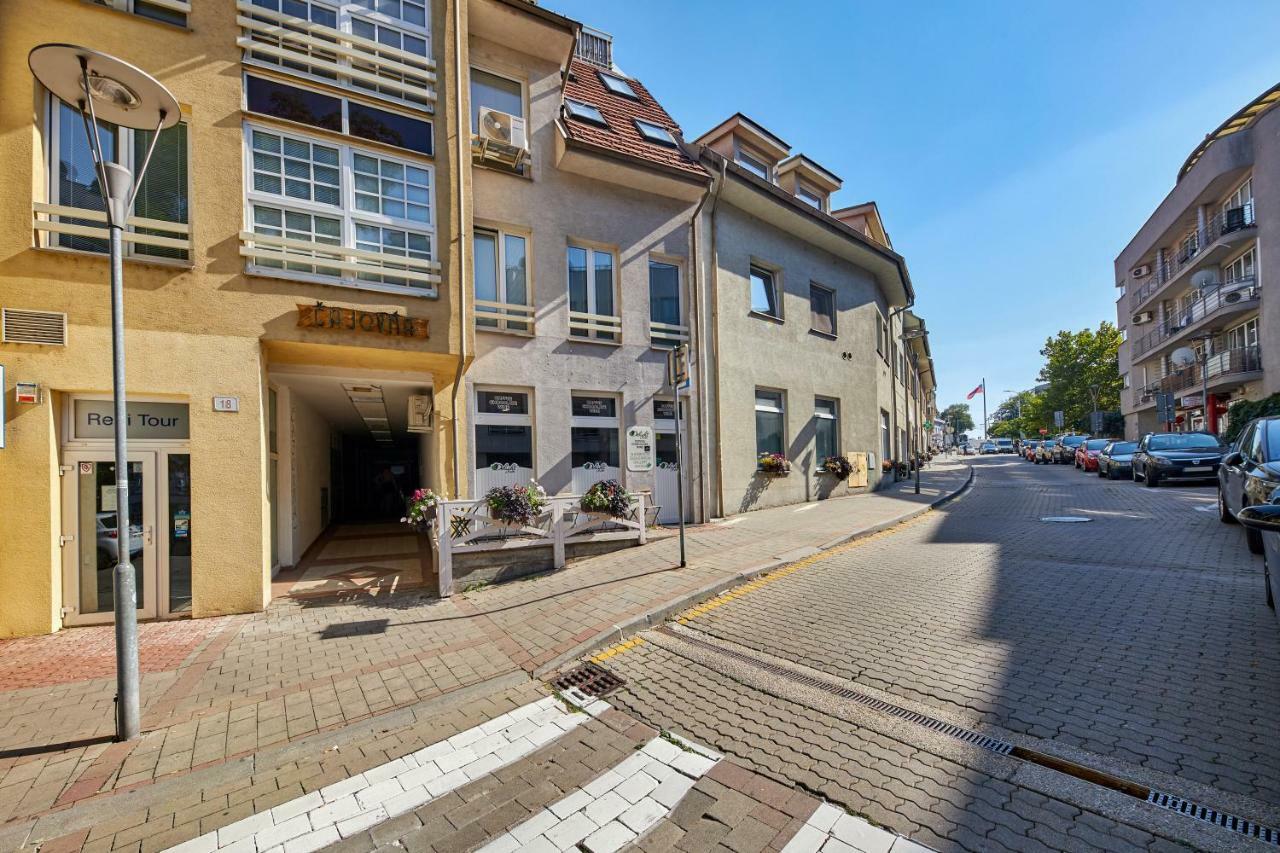 Pineapple Apartment Pressburg Exterior foto